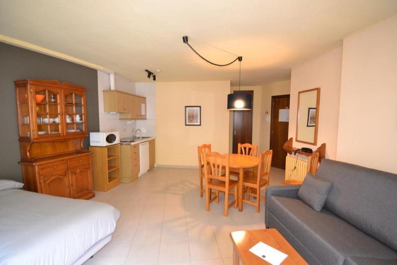 Aparthotel Poblado Arinsal Exteriör bild